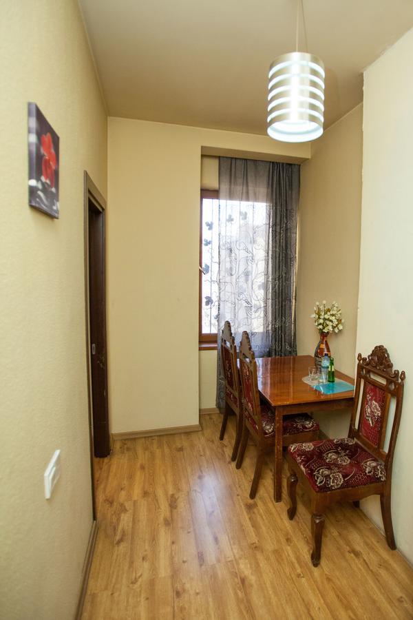 Hotel 4You Tbilisi Ngoại thất bức ảnh