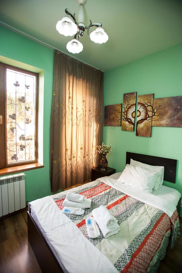 Hotel 4You Tbilisi Ngoại thất bức ảnh