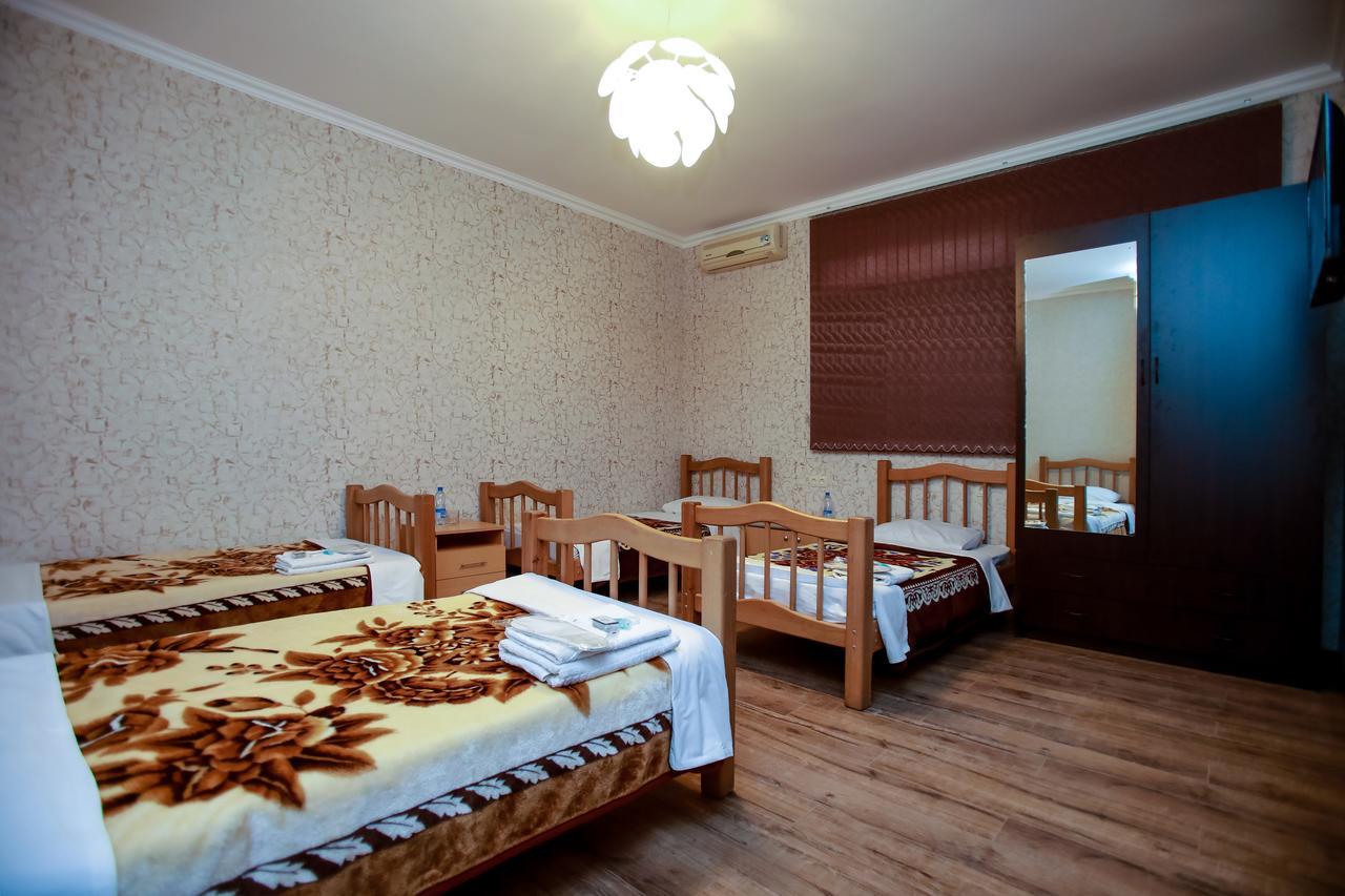 Hotel 4You Tbilisi Ngoại thất bức ảnh