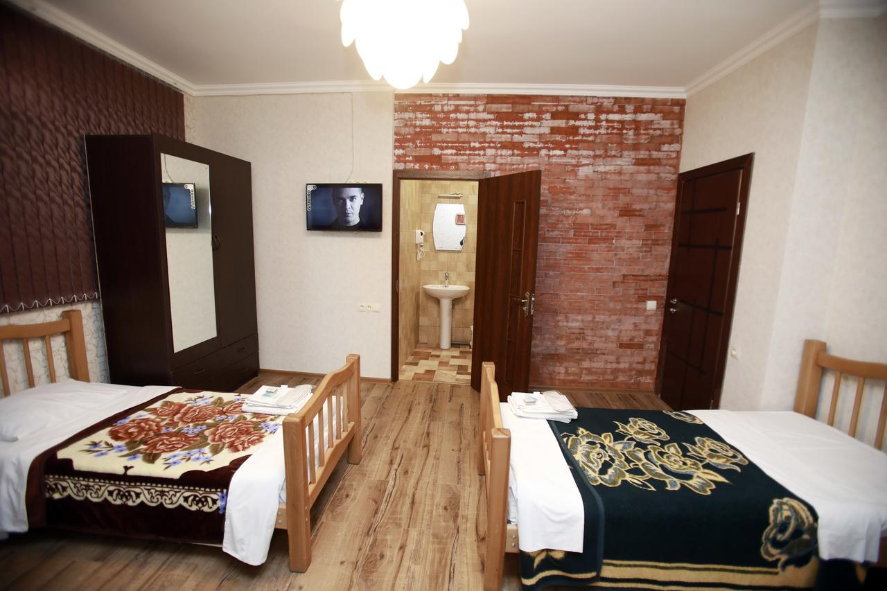 Hotel 4You Tbilisi Ngoại thất bức ảnh